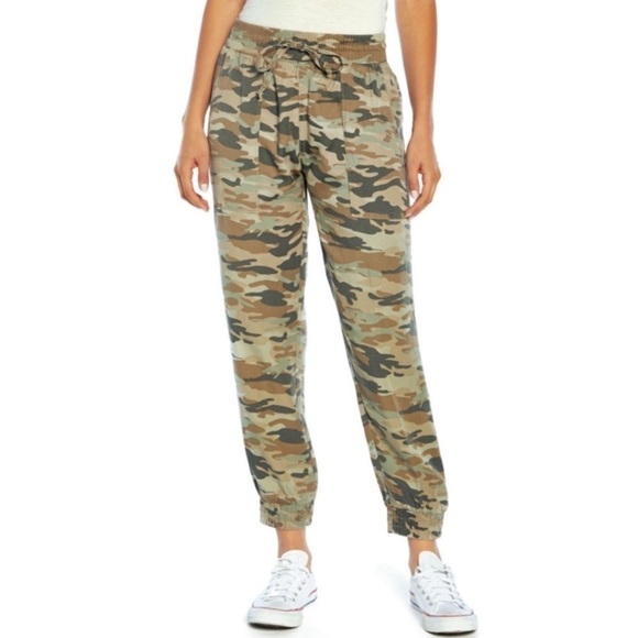 Gap Pull On Tencel Joggers Womens Size L Green Camo Elastic Drawcord Waist - Picture 1 of 13